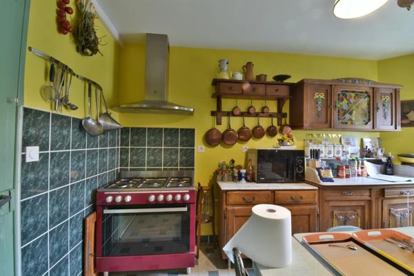 Maison de charme, 162m², à LE PONT CHRETIEN CHABENET (36)