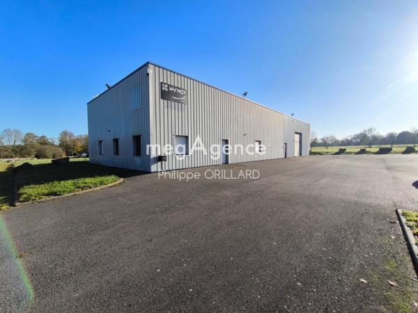 Local Commercial à POUANCE, 49420 - 2 pièces 550m²