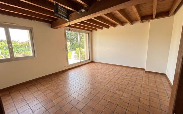 Appartement à vendre    4 pièces • 90 m2 Pau