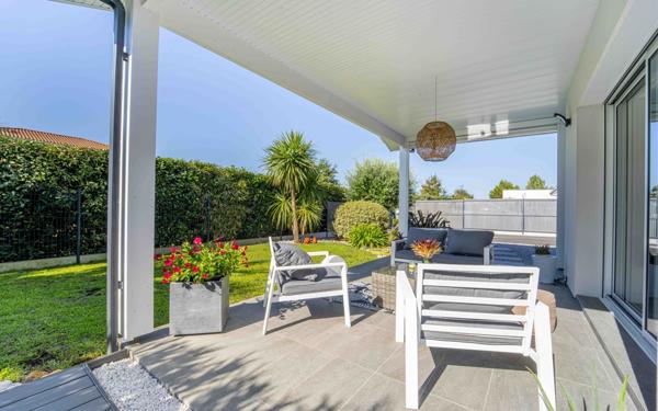 Maison à vendre    4 pièces •  Biscarrosse