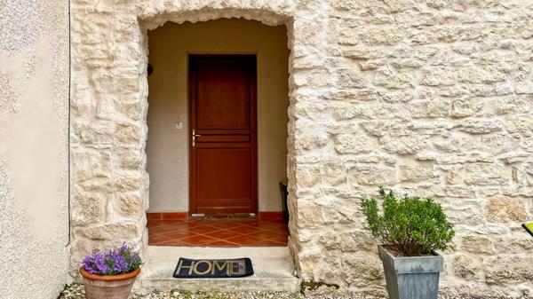 Dpt Yvelines (78), à vendre GUERVILLE appartement Triplex T2 de 51,97 m²