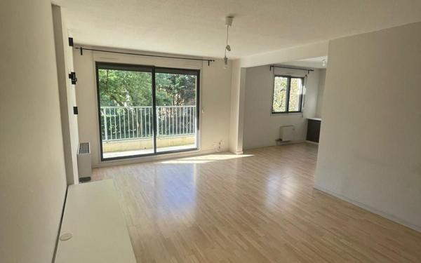 Appartement à louer    3 pièces •  Toulouse