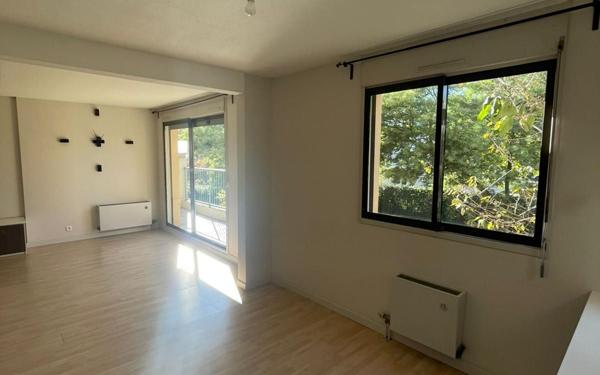 Appartement à louer    3 pièces •  Toulouse