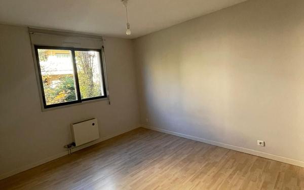 Appartement à louer    3 pièces •  Toulouse