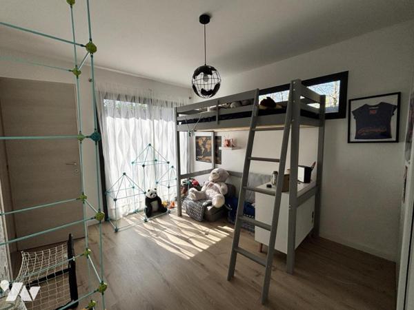 Villa contemporaine de plain‑pied – Vue panoramique massif Belledonne – 