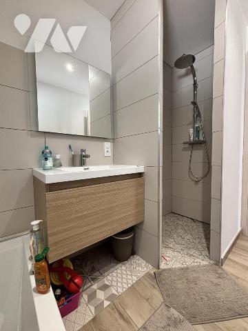 Villa contemporaine de plain‑pied – Vue panoramique massif Belledonne – 