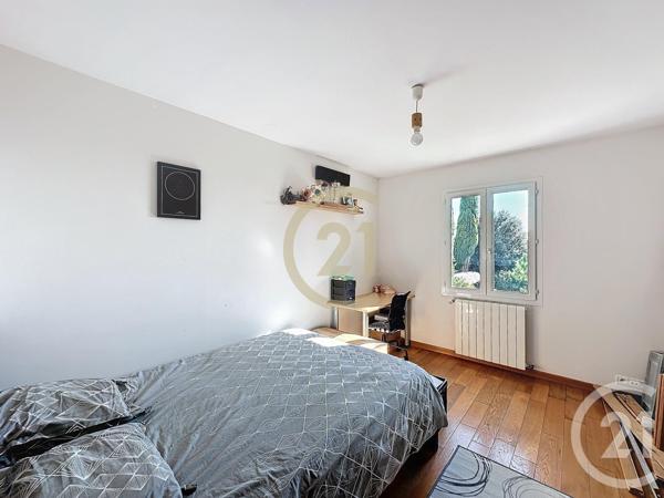 Maison à vendre  7 pièces - 199,74 m2 ROCHEFORT DU GARD - 30