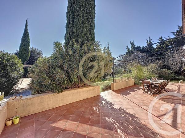 Maison à vendre  7 pièces - 199,74 m2 ROCHEFORT DU GARD - 30