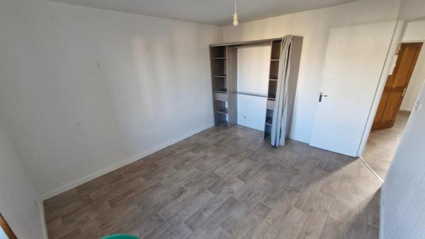 Immeuble à LIMOGES, 87100 - 180m²
