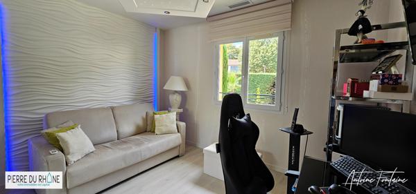 Brignais (69530) Vends Brignais (69530) très belle Villa avec piscine et jardin