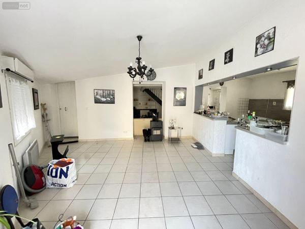 Maison de ville à vendre à Valensole dans les Alpes-de-Haute-Provence (04210), ref : 025/1926 Centre ville Maison de ville à vendre à Valensole dans les Alpes-de-Haute-Provence (04210), ref : 025/1926 Centre ville Maison de ville à vendre à Valensole dans les Alpes-de-Haute-Provence (04210), ref : 025/1926 Centre ville