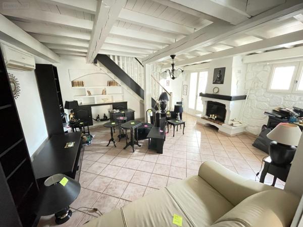 Maison de ville à vendre à Valensole dans les Alpes-de-Haute-Provence (04210), ref : 025/1926 Centre ville Maison de ville à vendre à Valensole dans les Alpes-de-Haute-Provence (04210), ref : 025/1926 Centre ville Maison de ville à vendre à Valensole dans les Alpes-de-Haute-Provence (04210), ref : 025/1926 Centre ville