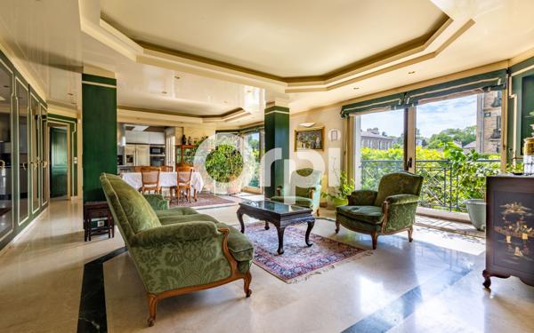 Appartement à vendre    6 pièces •  Le Raincy