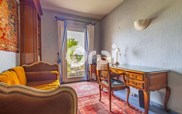 Appartement à vendre    6 pièces •  Le Raincy