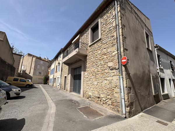 Maison à louer 690 € CC ST HILAIRE 3 p 74 m² DPE D