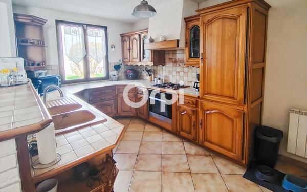 Maison à vendre    5 pièces •  Fosses