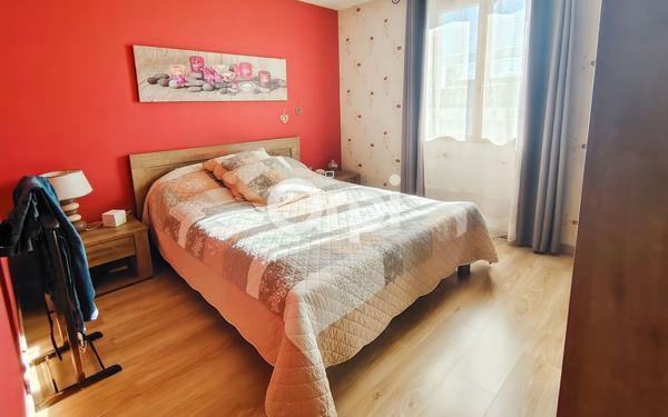 Maison à vendre    5 pièces •  Fosses