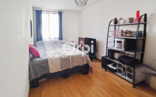 Maison à vendre    5 pièces •  Fosses