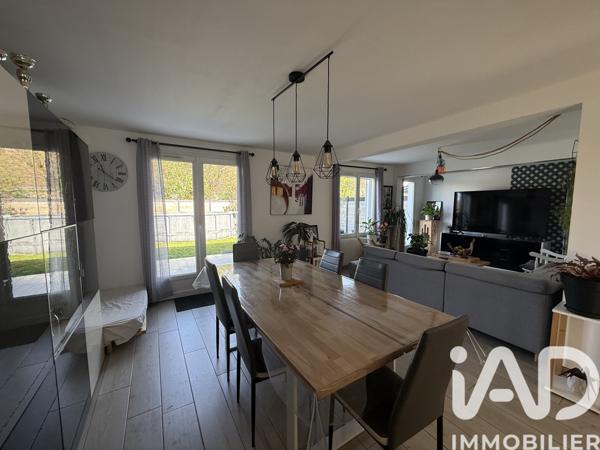 Maison à vendre 5 pièces 113 m² Vert-Saint-Denis