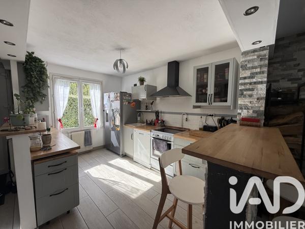Maison à vendre 5 pièces 113 m² Vert-Saint-Denis