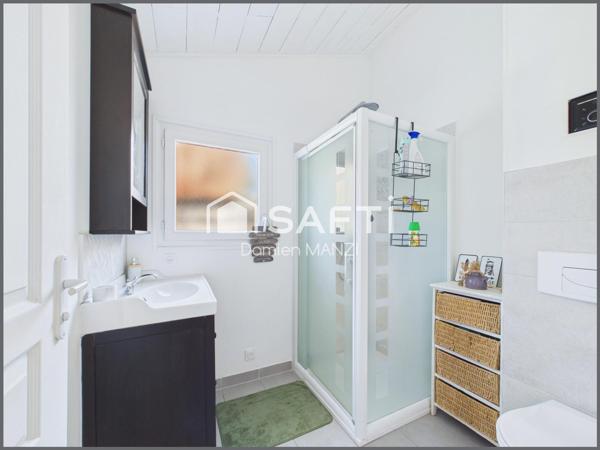 MAISON DE CHARME T5 AVEC DEPENDANCE ET PISCINE