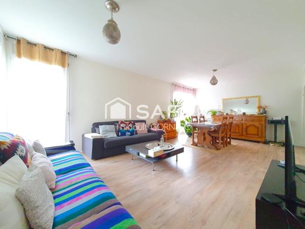 Appartement lumineux et entretenu au coeur de la Butte Montceau