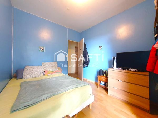 Appartement lumineux et entretenu au coeur de la Butte Montceau