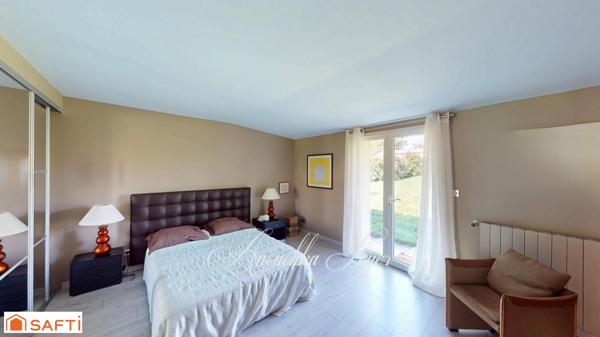 Propriété au calme à Langon avec garage et dépendance