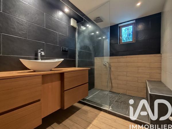 Maison à vendre 5 pièces 122 m² Abzac