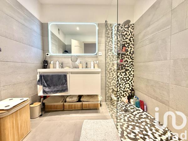 Appartement à vendre 3 pièces 70 m² Cagnes-sur-Mer