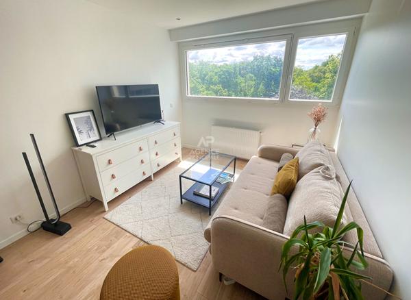 Appartement Poissy 1 pièce(s) 26 m2 €165 000 ** - Référence 9215