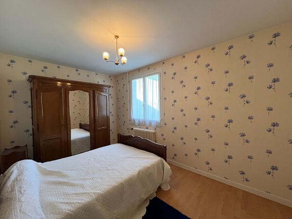 A vendre Maison à rénover Mont De Marsan 4 chambres combles garage