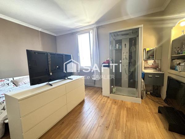 Grande maison sur Avignon