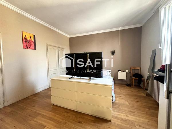 Grande maison sur Avignon