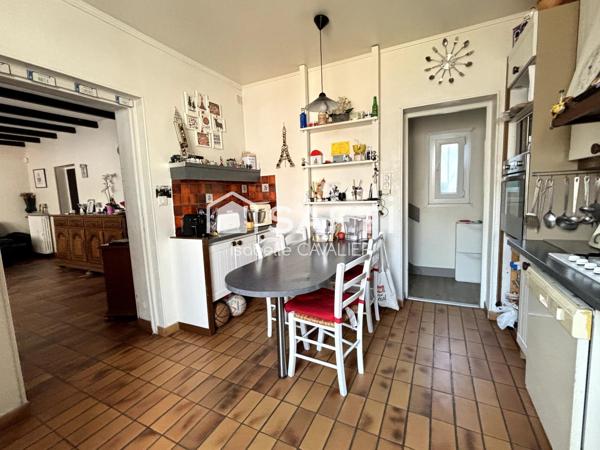 Grande maison sur Avignon