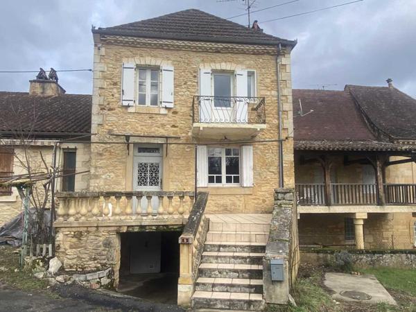 Maison ancienne - Belves Maison ancienne avec terrasse