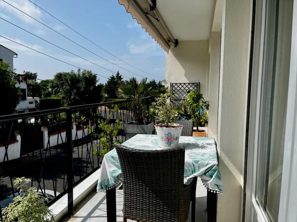 17200 ROYAN APPARTEMENT 200 m PLAGE