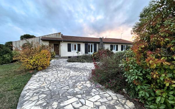 Maison à vendre    7 pièces •  Villemoustaussou