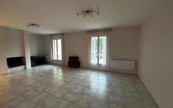 Maison à vendre    7 pièces •  Villemoustaussou