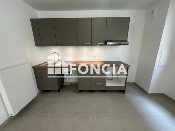 Location Appartement 3 pièces 70 m² - Clichy 92110