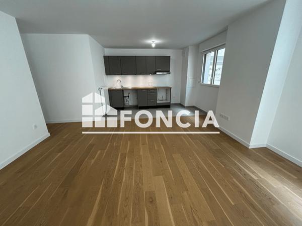 Location Appartement 3 pièces 70 m² - Clichy 92110