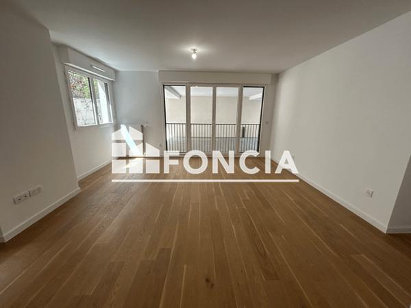 Location Appartement 3 pièces 70 m² - Clichy 92110