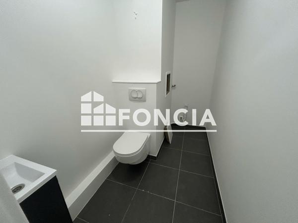 Location Appartement 3 pièces 70 m² - Clichy 92110
