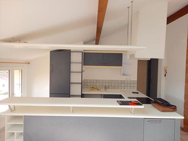 FOIX - A LOUER - BEL APPARTEMENT DE TYPE 3 AVEC PLACE DE PARKING PRIVATIVE