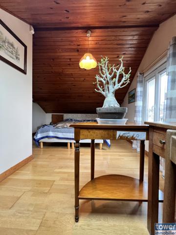 Maison
                                                                                                                                                                                                                                                                                                                        5 pièce(s)                                                                                                                                                                                                          3 chambre(s)                                                                                                                                                                                                          87  m²