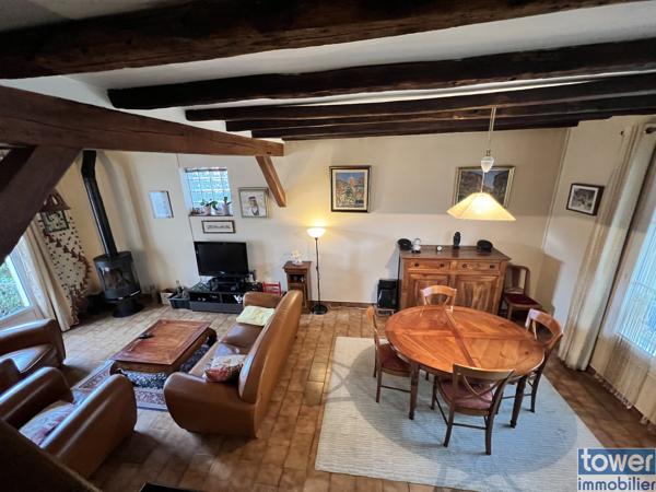Maison
                                                                                                                                                                                                                                                                                                                        5 pièce(s)                                                                                                                                                                                                          3 chambre(s)                                                                                                                                                                                                          87  m²