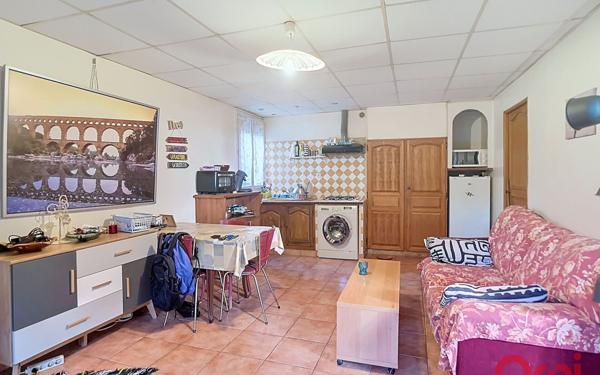 Immeuble à vendre    12 pièces • 295 m2 Avignon