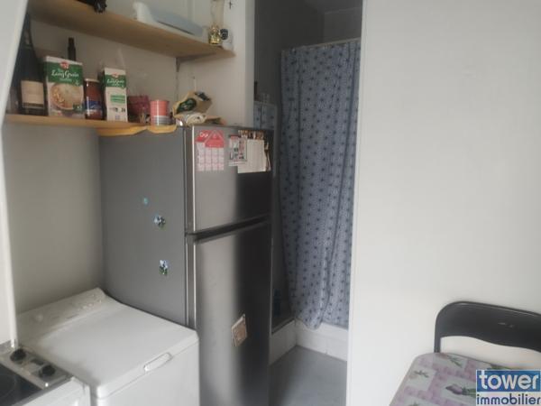 Studio
                                                                                                                                                                                                                                                                                                                        1 pièce(s)                                                                                                                                                                                                                                                                                                                              21.5  m²