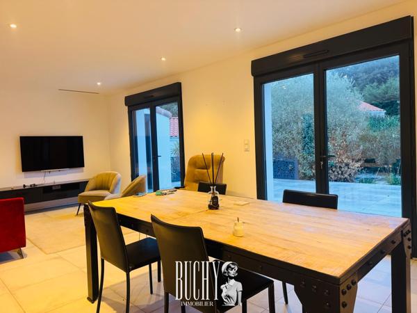 Maison 4 pièce(s) 3 chambre(s) 107 m²