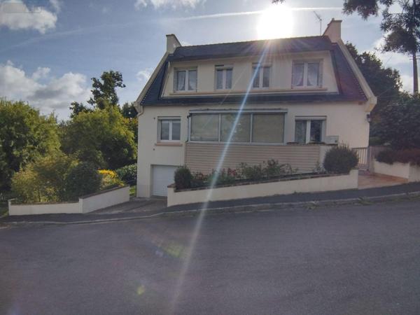 Maison individuelle à vendre à Plourin-lès-Morlaix dans le Finistère (29600), ref : PMMA